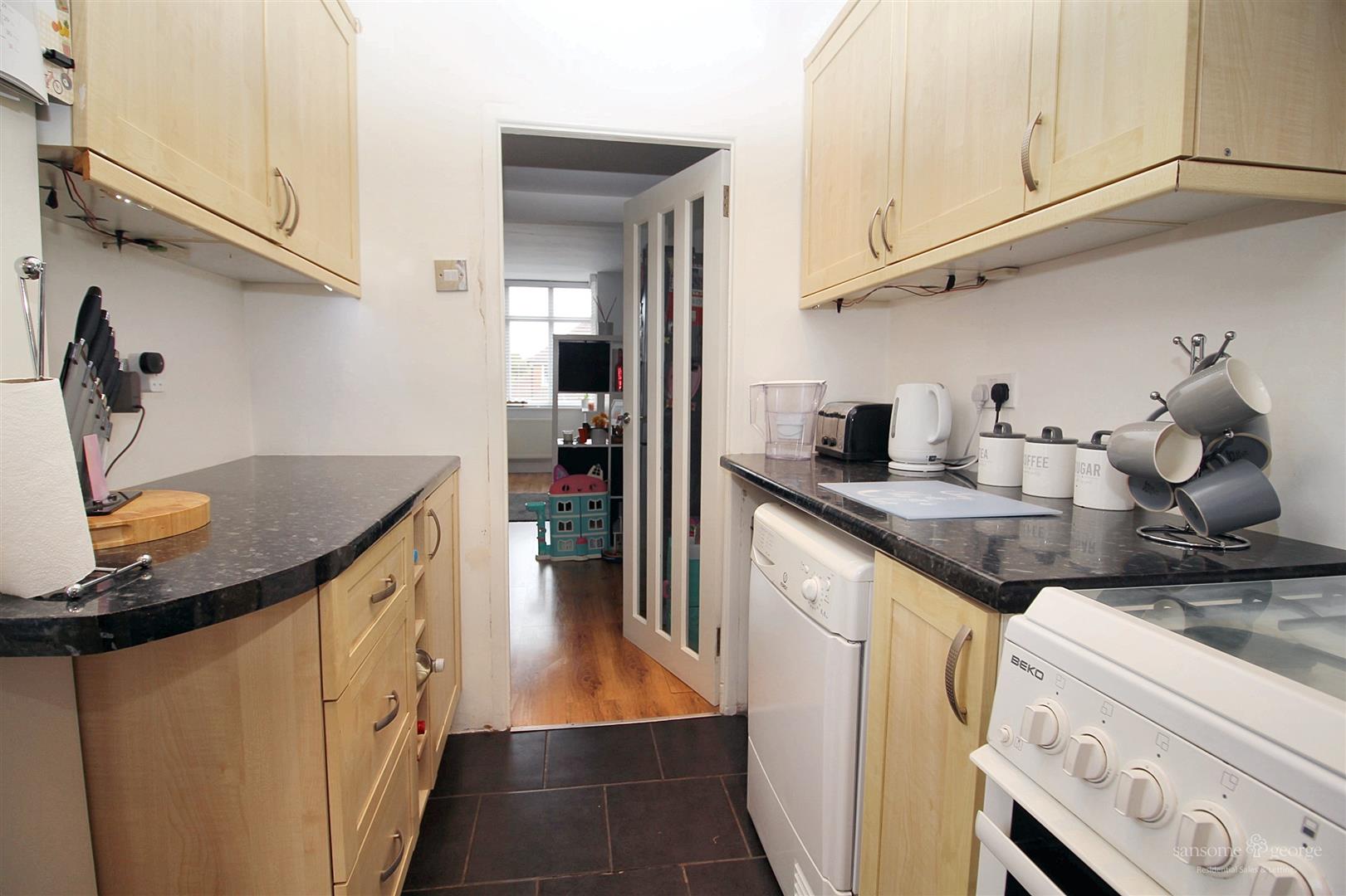 Grasmere Avenue, Tilehurst, Reading